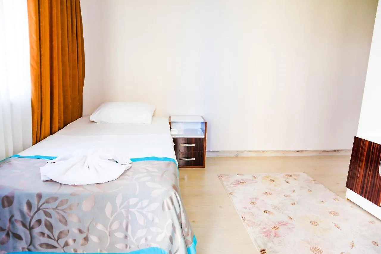 Bir Hotel Antalya 2*,